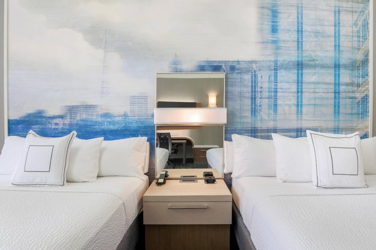Courtyard By Marriott Pittsburgh Downtown Hotel Екстериор снимка