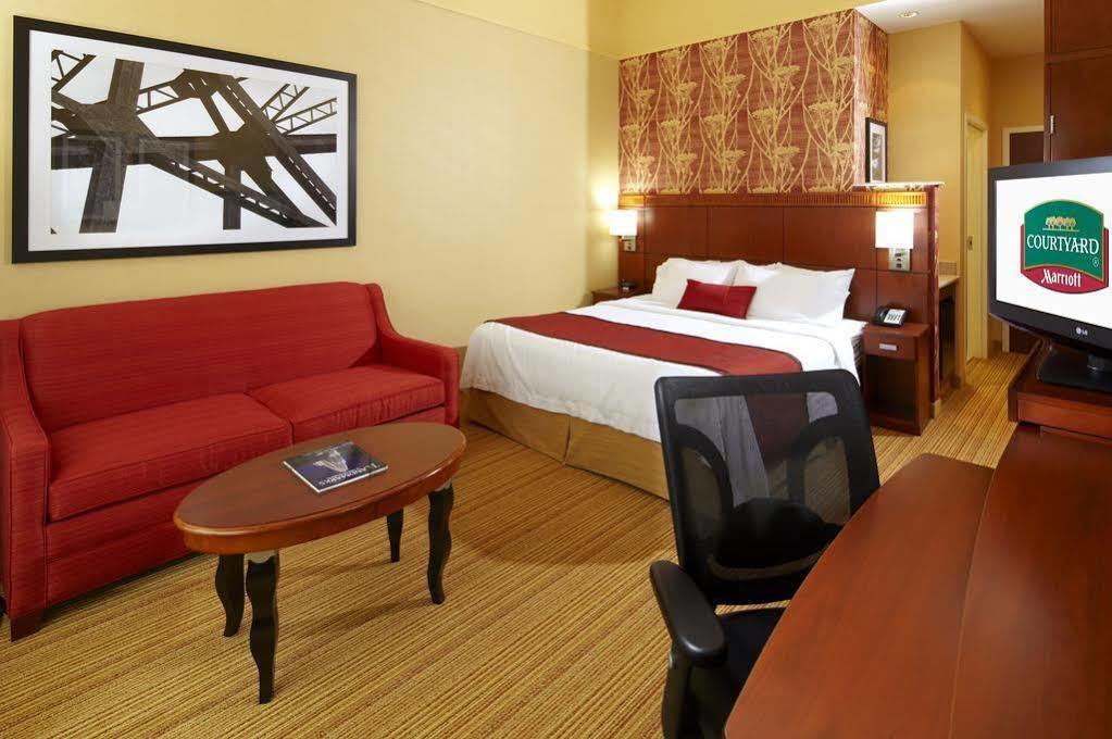 Courtyard By Marriott Pittsburgh Downtown Hotel Екстериор снимка