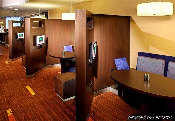 Courtyard By Marriott Pittsburgh Downtown Hotel Екстериор снимка